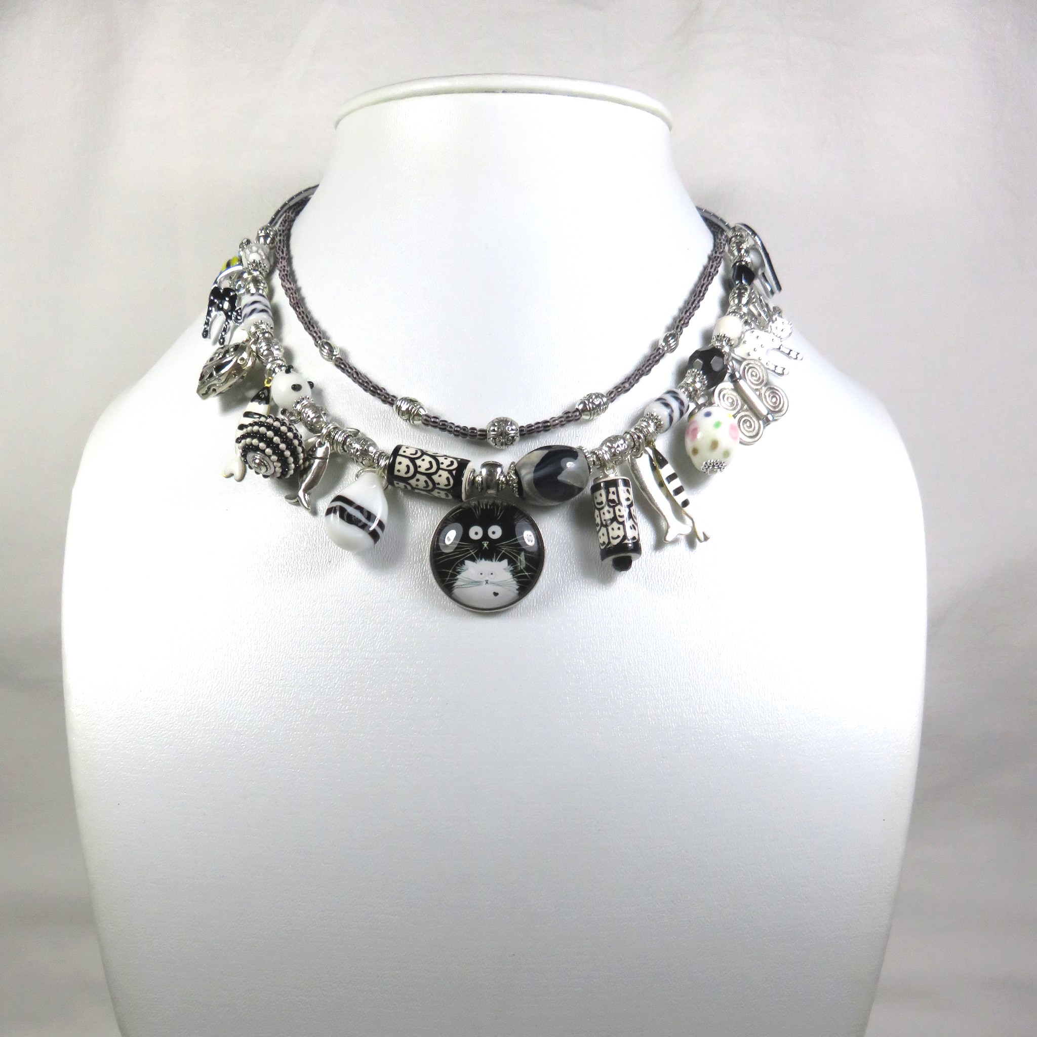 YING & YANG DE CHAT – Image 4